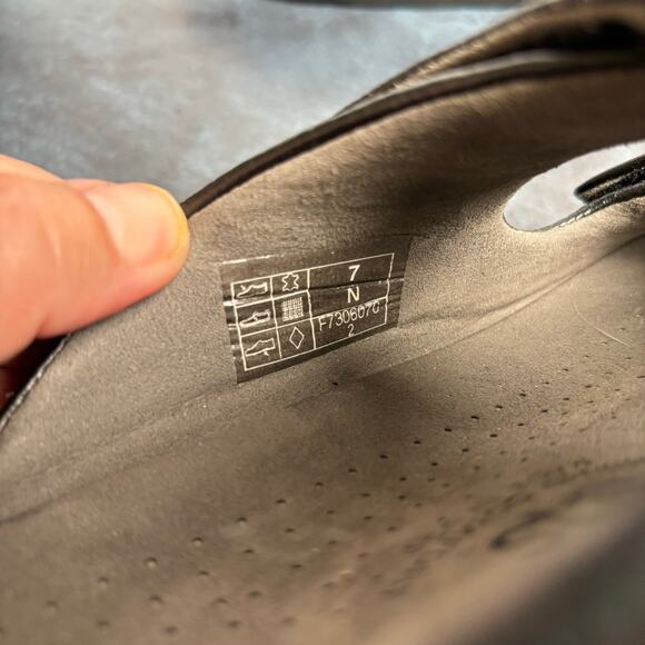 SAS Women's Cozy Slide Sandal Black Leather Comfort Shoe Adjustable Strap Size 7 - Picture 9 of 11